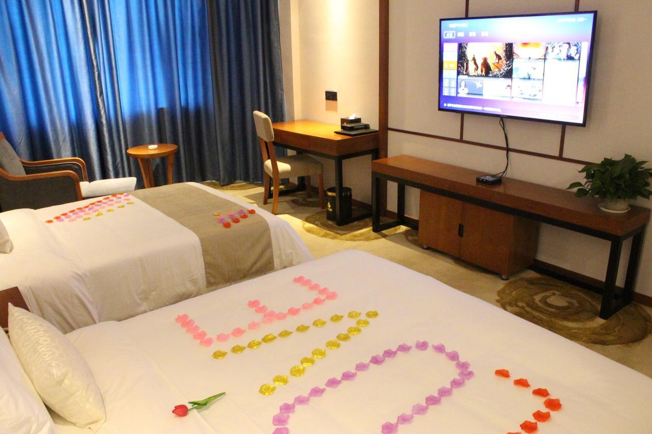 Fu Hua International Hotel Dunhuang Esterno foto